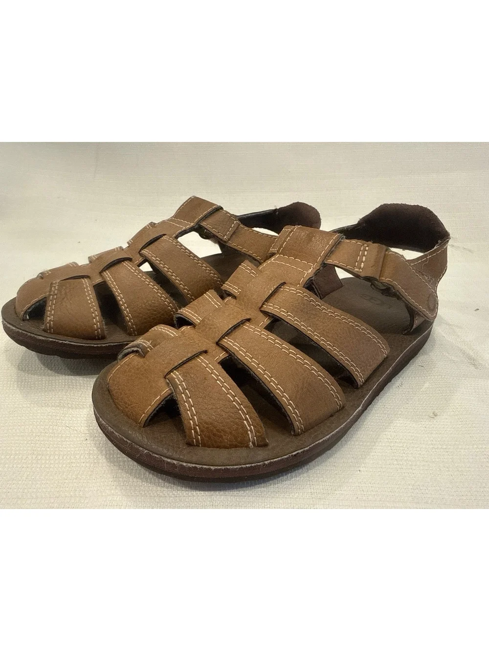 UGG Kids' Josiah Fisherman Sandals Size 11T